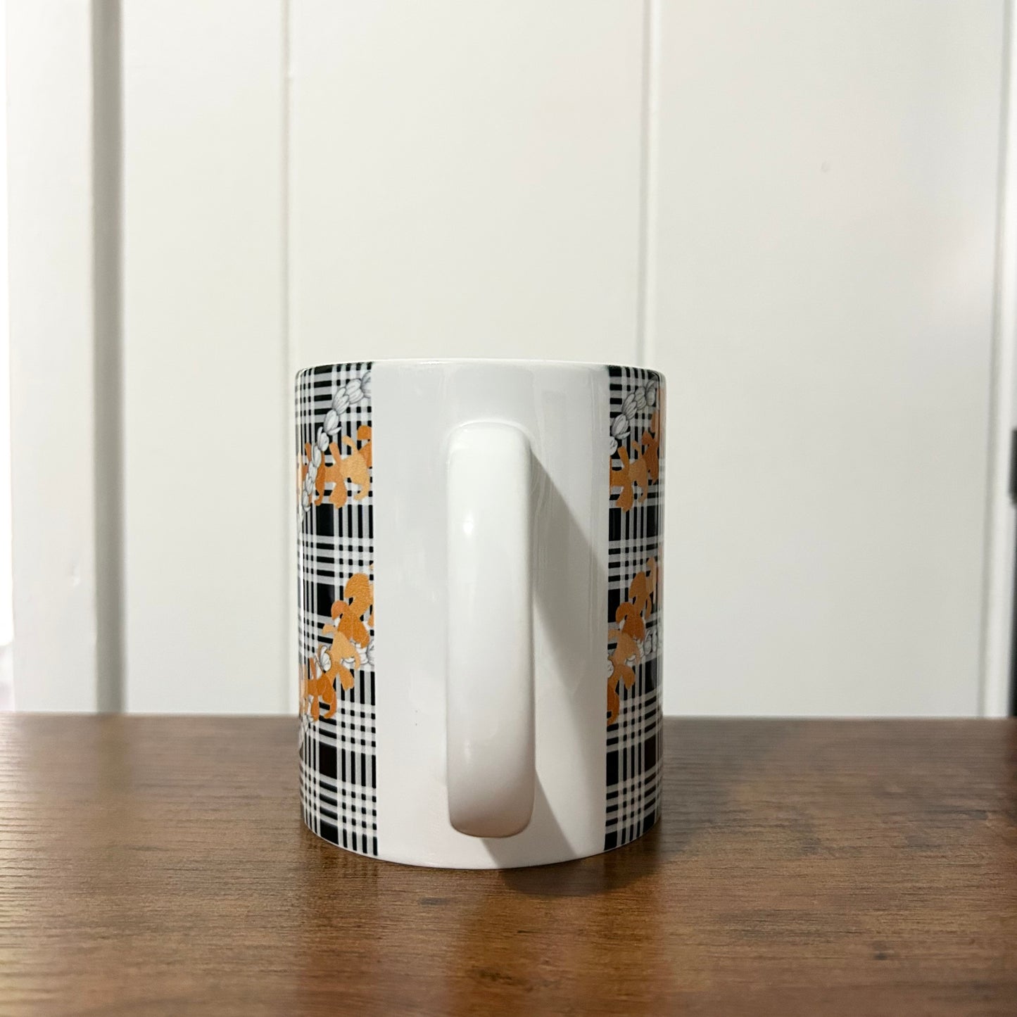 Hawaiian Print Hawaiian Flower Pikake Puakenikeni Lei Black Palaka Mug