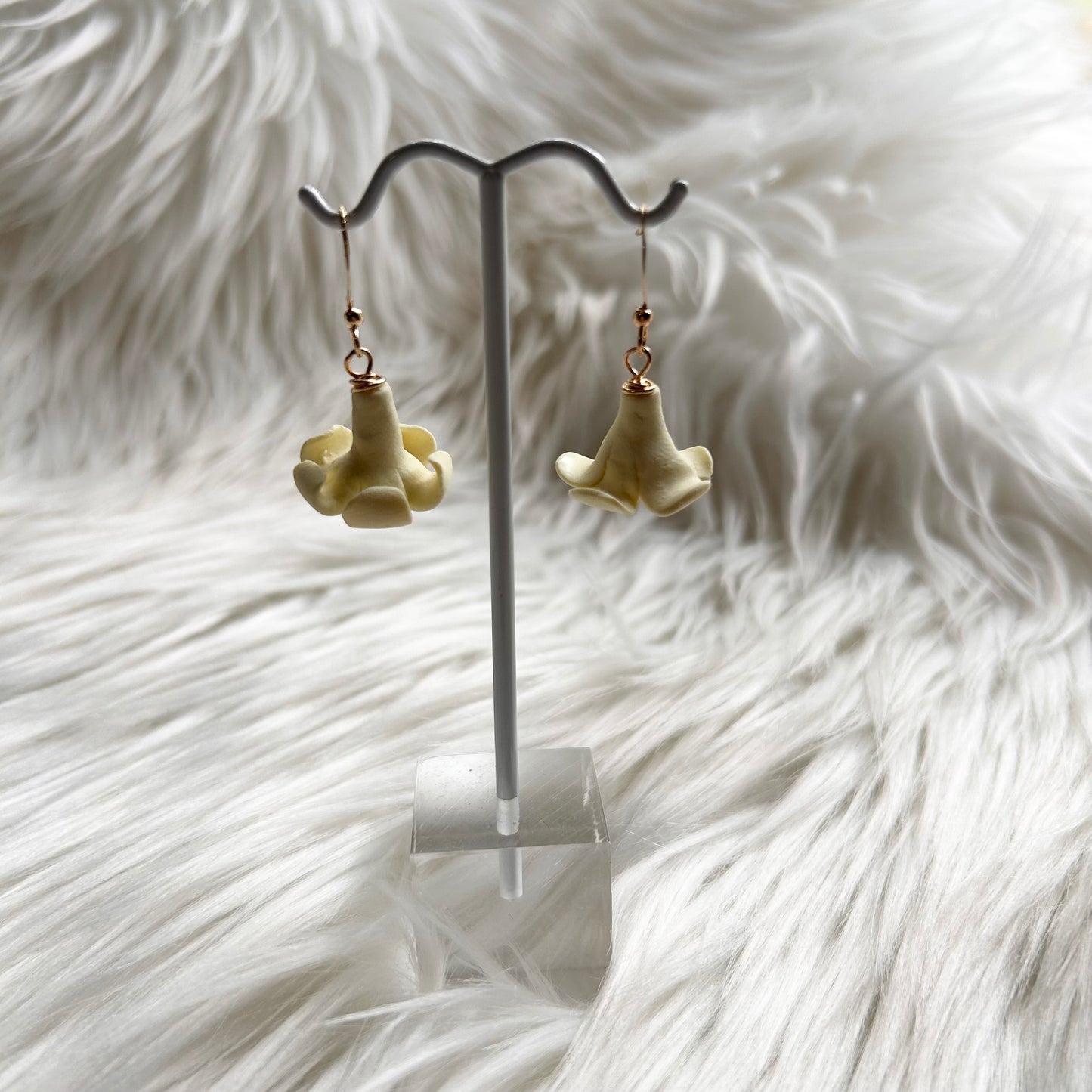 Puakenikeni Gold Plated Dangle Clay Earrings
