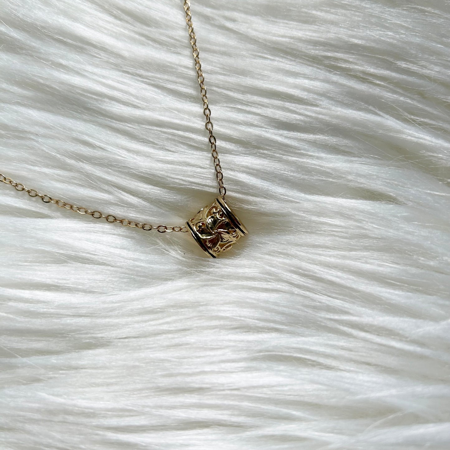 Hawaiian Floral Barrel Gold Plated Chain Necklace (18-20 inches)