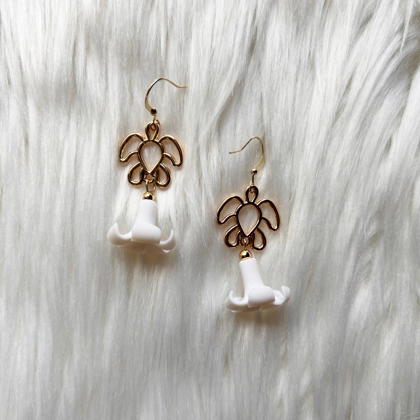 Puakenikeni Flower Gold Plated Honu Turtle Dangle Charm Earrings