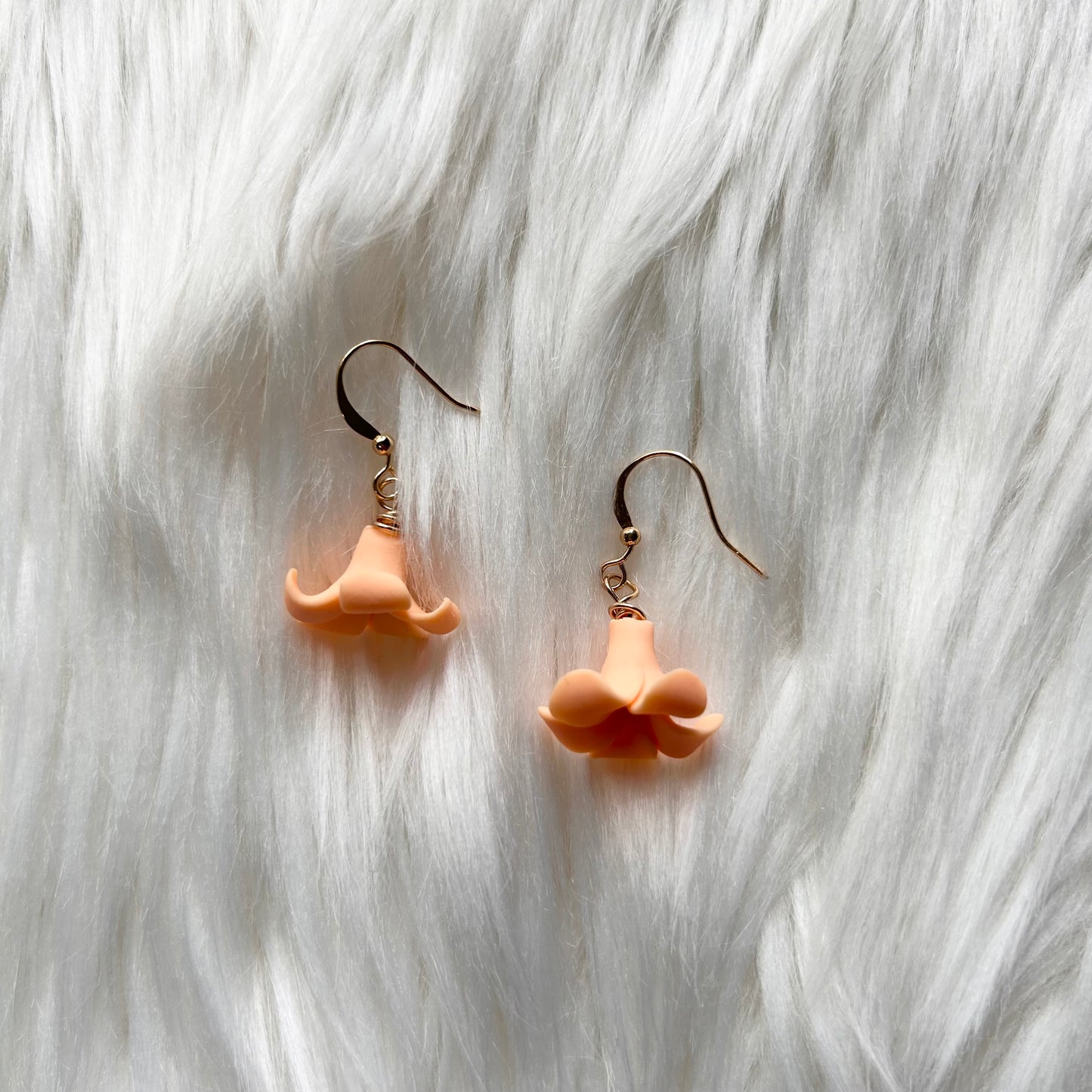 Puakenikeni Gold Plated Dangle Clay Earrings