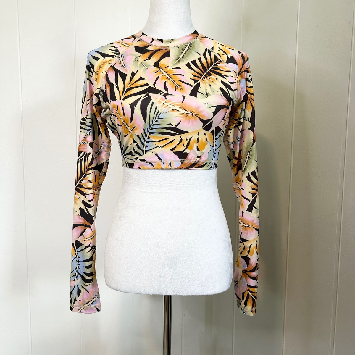 Billabong Floral Tropical Long Sleeve Swim Top Rashguard Swimwear - Women's Medium
